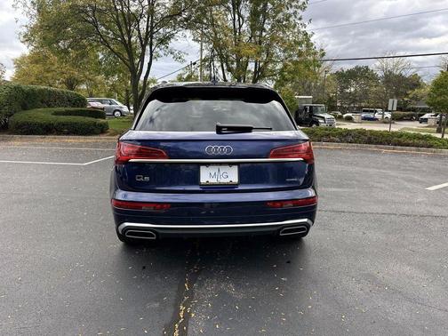 2022 Audi Q5 45 S line Premium Plus