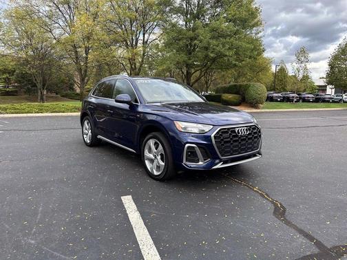 2022 Audi Q5 45 S line Premium Plus