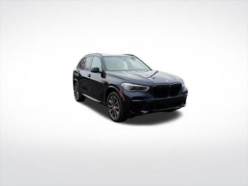 2022 BMW X5 M50i
