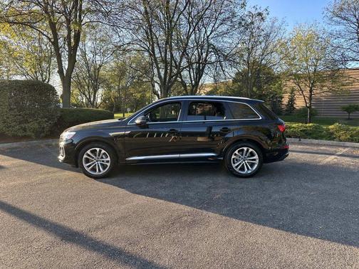 2026 Audi Q7 55 Premium Plus
