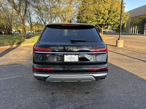 2026 Audi Q7 55 Premium Plus