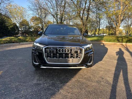 2026 Audi Q7 55 Premium Plus