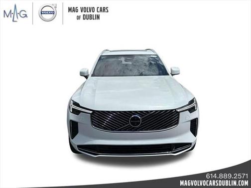 2025 Volvo XC90 B6 Plus 7-Seater