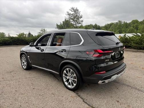 2025 BMW X5 xDrive40i