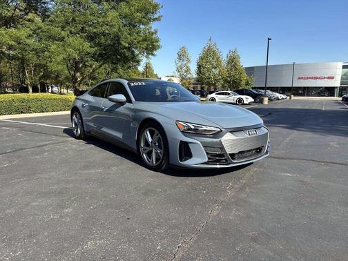 2022 Audi e-tron GT Premium Plus