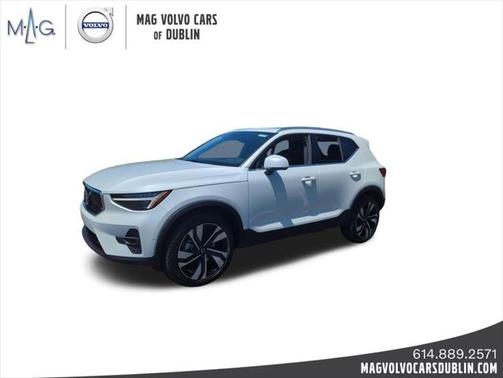 2025 Volvo XC40 Plus Bright Theme
