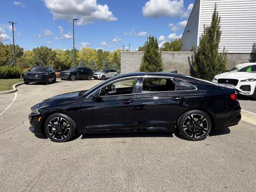 2024 Kia K5 GT-Line