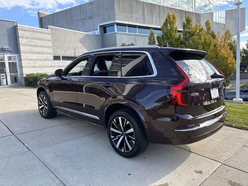 2026 Volvo XC90 B5 Core