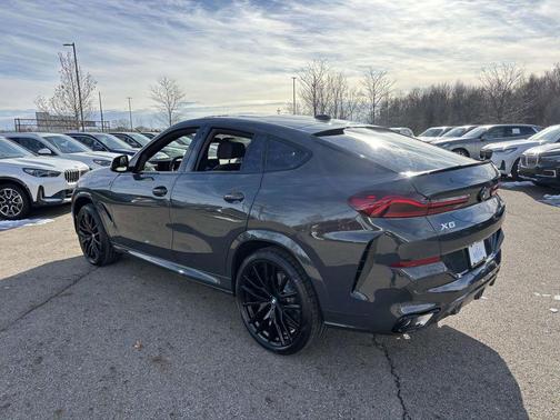 2026 BMW X6 xDrive40i