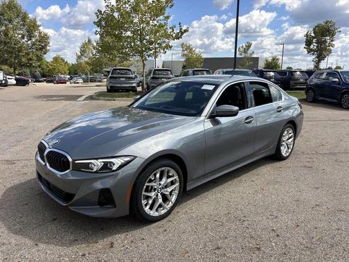 2025 BMW 330 i xDrive