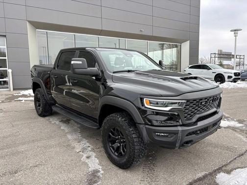 2026 RAM 1500 RHO Crew Cab 4x4 5'7' Box