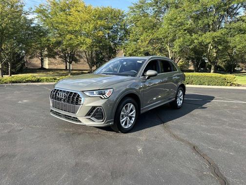 2025 Audi Q3 Premium 45 TFSI S line quattro Tiptronic