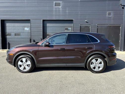 2022 Porsche Cayenne Cayenne