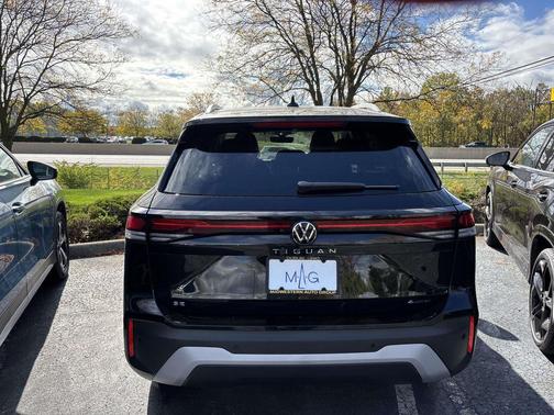 2025 Volkswagen Tiguan 2.0T SE 4MOTION