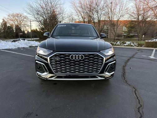 2023 Audi Q5 45 S line Premium Plus