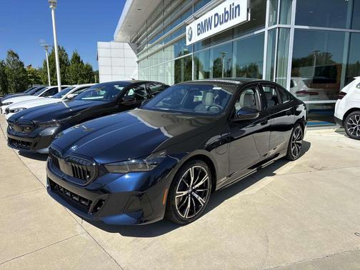 2026 BMW 550e 550e xDrive