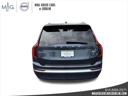 2025 Volvo XC90 B5 Core