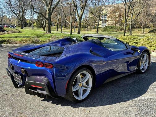 2024 Ferrari SF90 Spider Base