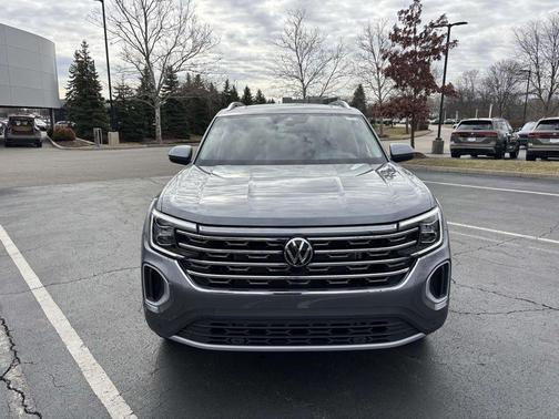 2025 Volkswagen Atlas 2.0T SEL