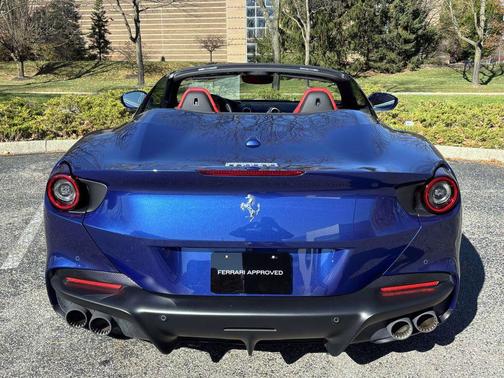 2023 Ferrari Portofino M Base
