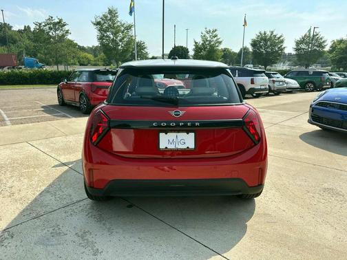 2025 MINI Hardtop Cooper