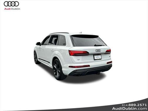 2025 Audi Q7 55 Premium Plus