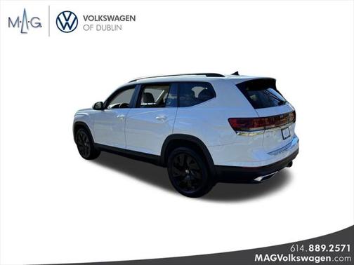 2025 Volkswagen Atlas 2.0T SE w/Technology 4MOTION