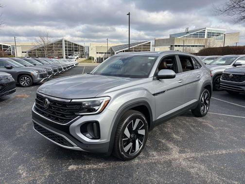 2026 Volkswagen Atlas Cross Sport 2.0T SE w/Technology 4MOTION