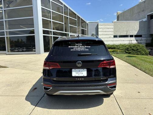 2024 Volkswagen Taos 1.5T SE