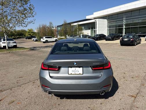 2025 BMW 330 i xDrive