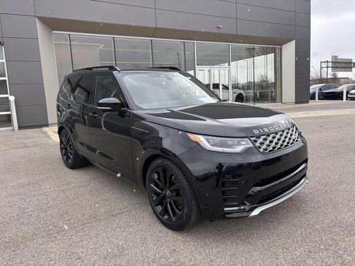 2026 Land Rover Discovery Tempest Edition