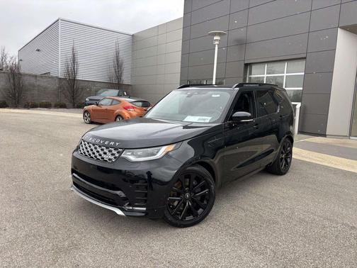 2026 Land Rover Discovery Tempest Edition