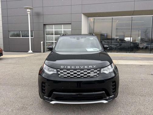 2026 Land Rover Discovery Tempest Edition