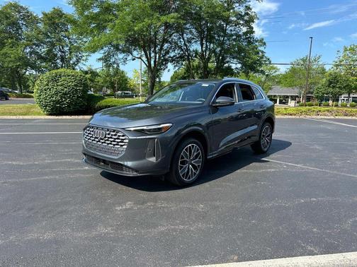 2025 Audi Q5 Premium Plus TFSI quattro S tronic