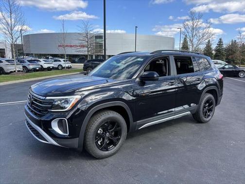 2025 Volkswagen Atlas 2.0T Peak Edition