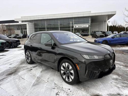 2026 BMW iX xDrive45