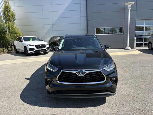 2023 Toyota Highlander Hybrid Limited