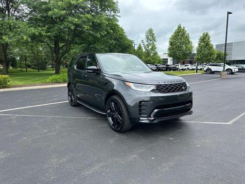 2025 Land Rover Discovery P360 Dynamic SE