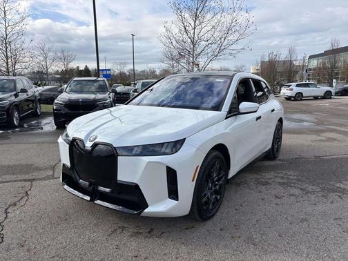 2026 BMW iX xDrive60