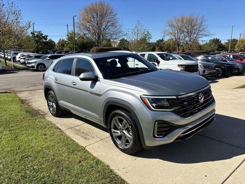 2024 Volkswagen Atlas Cross Sport 2.0T SEL