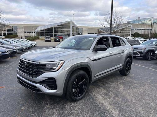 2026 Volkswagen Atlas Cross Sport 2.0T SEL