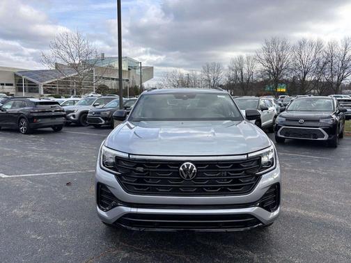 2026 Volkswagen Atlas Cross Sport 2.0T SEL