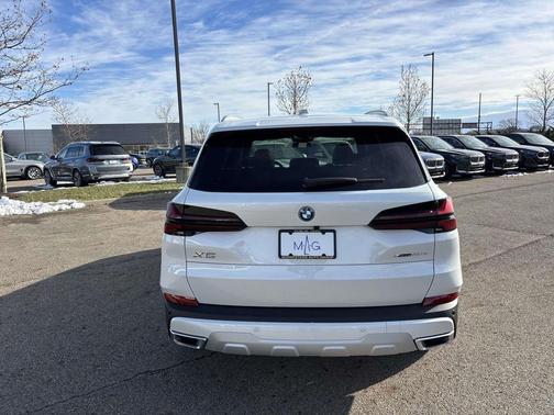 2026 BMW X5 PHEV xDrive50e