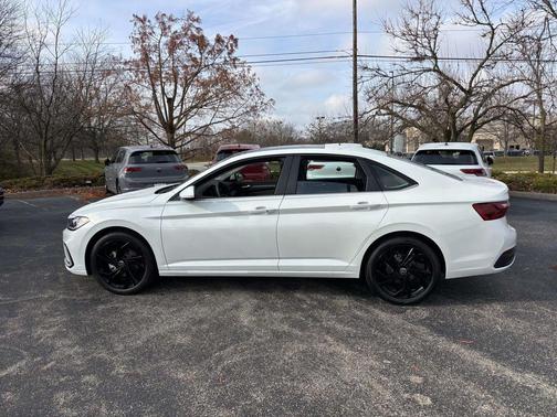 2026 Volkswagen Jetta 1.4T SE