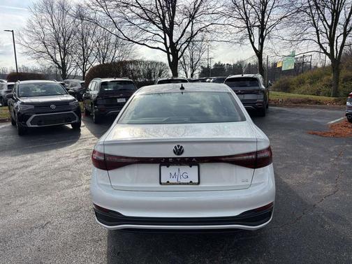 2026 Volkswagen Jetta 1.4T SE