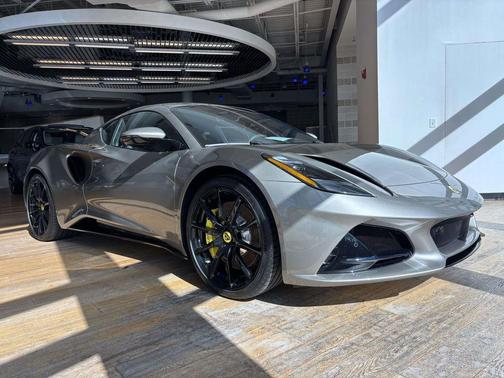 2025 Lotus Emira V6