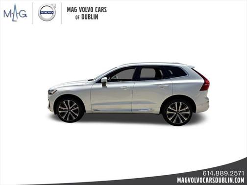 2023 Volvo XC60 B5 Ultimate Bright Theme
