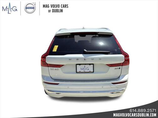 2023 Volvo XC60 B5 Ultimate Bright Theme