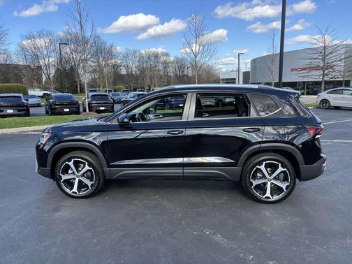 2025 Volkswagen Taos 1.5T SEL