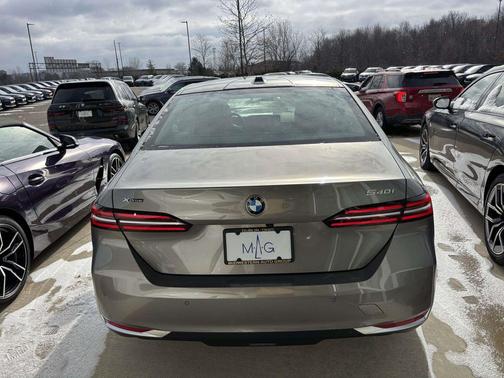 2026 BMW 540 xDrive